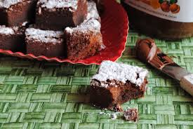 Bake for longer to make a light chocolate hazelnut cake. Brownies Alla Nutella Con Due Soli Ingredienti Dolci Facili Senza Farina