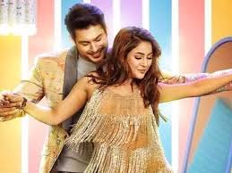 Sidharth shukla and madhuri dixit's dil toh pagal hai moment on dance deewane 3 is winning hearts, watch video sidharth shukla had earlier shared a video of himself and madhuri dixit dancing on ram lakhan song tera naam liya. Jvomf1buo0fbzm