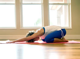 How to do a cat stretch. A Yoga Workout For Your Abs To Do Every Morning Self