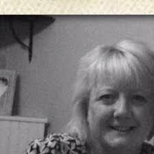 Pauline Dillon (@honeymollie)