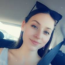 Steanie Mary (@steaniemary)