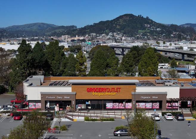 Why Grocery Outlet is closing some stores in California - Los Angeles Times