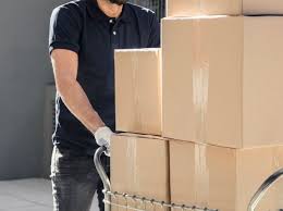 The median is the point at which half of the workers earn more and half earn less. The Lorry Indonesia Karir