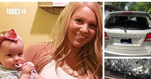 FOTO Dráma v rozhorúčenom aute: Matka si vymkla dcéru, šokujúci postup  polície