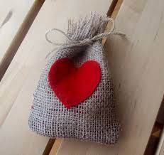 Hediye Tavsiyeleri En Harika El Yapimi Sevgililer Gunu Hediyesi Sevgililer Gunu Sevgililer Hediyeler