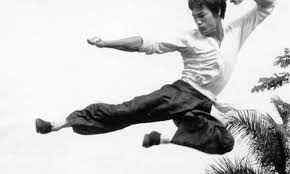 Bruce lee was capable of doing 1500 push ups in one go with both hands. Watch Of Bruce Lee Snapped Up At Kick High Price