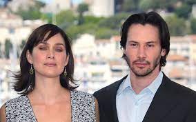 Matrix 4 Confirme Avec Keanu Reeves Et Carrie Anne Moss Keanu Reeves Film Carrie Anne