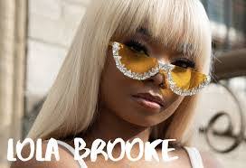 Brooke Cash's Instagram, Twitter & Facebook