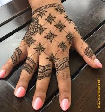 Simple mehndi designs for back hands. Top 100 Mehndi Designs For Hand