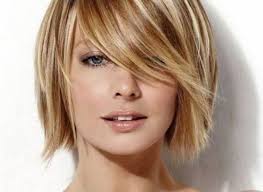 Epingle Par Dania Valaroni Sur Capelli Coupe De Cheveux Degrade Cheveux Meche Blonde Cheveux Bruns