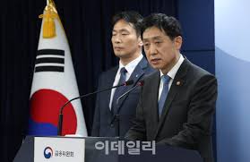 이게 재밌나?…Snl 선 넘었다” 이재명 '헬기런' 풍자에 분노한 지지자들 결국… | 서울경제