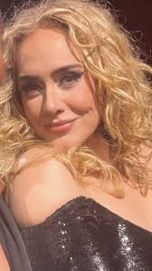 I wish I could get HELLO from that fan that truly loves me and my musical  carrier. I love you you all ❤️💝❤️💝❤️