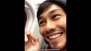 Pelakon, farid kamil zahari dan boy iman atau noruliman a rahman antara lima individu yang ditarik balik gelaran datuk. Farid Kamil Tersasul Di Atas Kapal Terbang By Keekselebritiartis