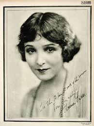 49 1923 portrait photographs of women Images: PICRYL