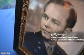 17,114 Undertaker Stock Photos, High-Res Pictures, and Images