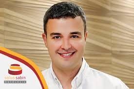 Dr. Hugo Silva Neves