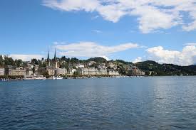 Sonne, regen, schnee, wind und temperatur. Schweiz Sightseeing In Luzern Thetravelholics