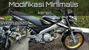 Memodif yamaha vixion memang bervariasi caranya salah satunya adalah seperti ini: Modifikasi Yamaha Vixion Custom Fz150 Modification Simple But Looks Better By Okyesaw Moto