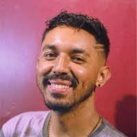 Pedro Pucci's Instagram, Twitter & Facebook