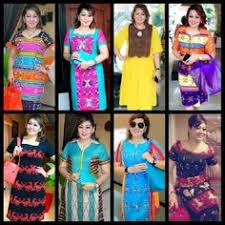 Kain tenun toraja merupakan simbol yang khas akan adanya keterikatan antara manusia dengan alam dan lingkungannya. 900 Tenun Ikat Songket Ideas Ikat Fashion Batik Tenun