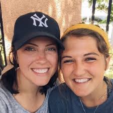 Larissa Carson (@RissaKarin)