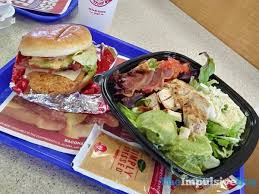 Review Wendy S Southwest Avocado Spicy Chicken Sandwich And Salad The Impulsive Buy