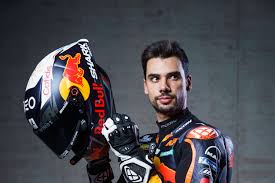 Miguel oliveira, que partiu da sexta posição da grelha, terminou a 1,610 segundos. Miguel Oliveira Piloto Motogp Da Red Bull Ktm Tech 3