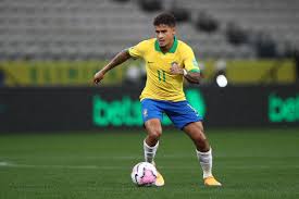 Everton of brazil looks on during the copa america brazil 2019 group a match between peru and brazil at arena corinthians. Philippe Coutinho Hungry For Success With Barcelona After Learning A Lot About Work At Bayern Bavarian Football Works