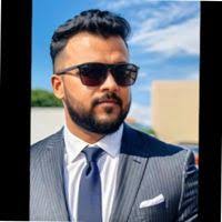 Amy Mozingo's Instagram, Twitter & Facebook