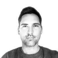 Lisa Gladish's Instagram, Twitter & Facebook