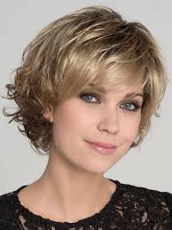 Vous trouverez ici de nombreuses propositions, des coupes à la fois modernes et intemporelles. Epingle Sur Cheveux Mi Longs Bouclees