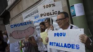 2 años de retraso en despliegue de ley catalana de sanidad universal