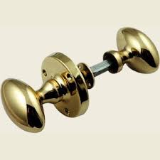 Be it door hardware & accessories, door locks, glass fittings you can avail exclusive discounts when you shop online for furniture locks, rim locks, padlocks, cylindrical locks, glass locks, mortise locks, bathroom cylindrical lock, night latch, godrej ultra shutter lock, kent ordinary key. Jv34r Architectural Quality Polished Brass Oval Rim Knob Door Knob Set