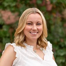 Aspiro Wilderness Adventure Therapy CEO And Leadership: Executives and  Demographics