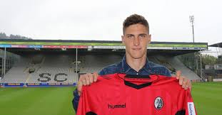 Vorbereitet von lászló kleinheisler mit dem kopf. Sc Freiburg Verpflichtet Neuen Offensivspieler Roland Sallai Baden Fm