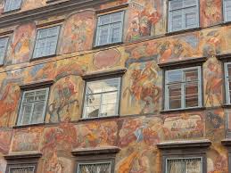 Unter dem gewölbten glasdach dagegen befindet sich. Graz Versteckte Winkel Romantische Innenhofe Und Ein Friendly Alien