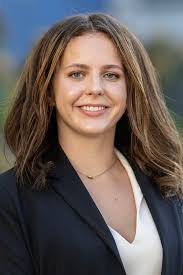 Deanna Epps's Instagram, Twitter & Facebook