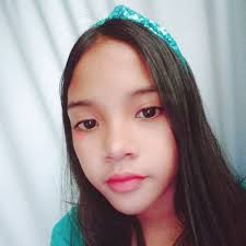 Sheena Guerrero's Instagram, Twitter & Facebook