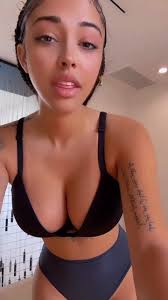 @sexyasscelebss video Tweet