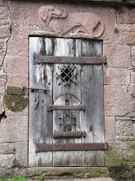 Chateau Fort Du Haut Koenigsbourg Region Alsace Vieille Porte Old Doors Beautiful Doors Unique Doors