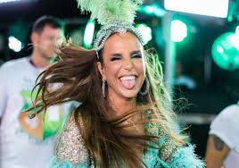 Veja mais ideias sobre ivete sangalo, sangalo, show ivete sangalo. Ivete Sangalo Organiza Grande Festa De Reveillon Diz Colunista