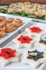 Il punto di forza delle ricette di mare sta nella velocità di cottura. Tris Di Antipasti Di Pesce Ricette Alimenti Di Natale Antipasti