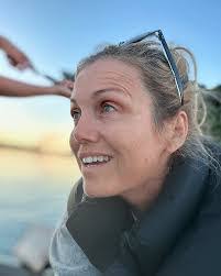 Renae Berry's Instagram, Twitter & Facebook