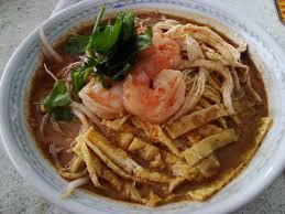 Aunty christina's sarawak laksa which used to operate in lucky garden bangsar has opened a shop in seapark, petaling jaya! Marvelous Sarawak Laksa