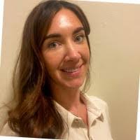 Arlene Weir's Instagram, Twitter & Facebook