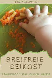 Instead of feeding her soft or pureed food, you give your baby safe foods to pick up and eat on her own, at her own pace. Baby Led Weaning Blw Breifrei Essen Mit Fingerfood Fingerfood Baby Led Weaning Fingerfood Baby