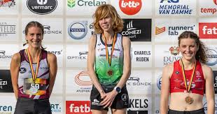 Maar voor ze het goed. Nina Lauwaert Loopt Voor Tweede Jaar Op Rij Naar Zilveren Plak Op Bk 10km Op De Weg Door Steken In De Zij Kon Ik Het Op Het Einde Niet Echt Afmaken