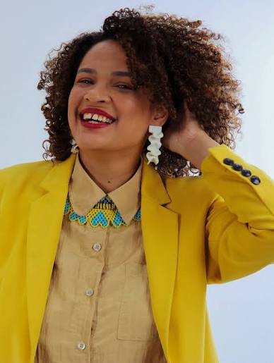 ADRIANA GERÔNIMO | “Quando a mulher negra se movimenta, toda a estrutura da sociedade se movimenta com ela.” Ângela Davis Spoiler de um ensaio fotográfico... | Instagram