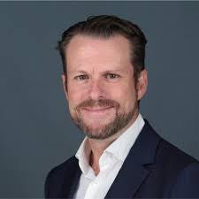 Bryan Carruthers's Instagram, Twitter & Facebook