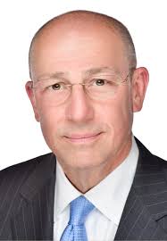 Siteman Cancer Center director, benefactor named 2019 citizens of the year 